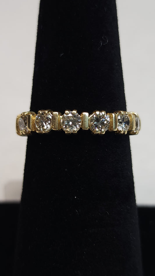 Women's 14k Yellow Gold Ring w/ 7 Natural Diamonds